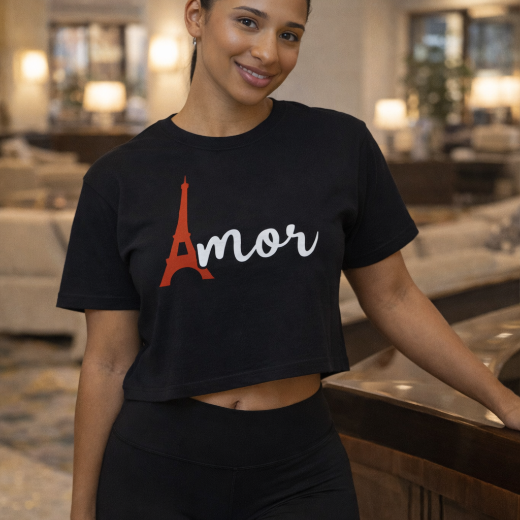 Amor Eiffel Tower Valentine Women's Boxy Tee — Cute Spanish Love Graphic